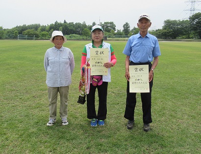 上位入賞者3名【左から、太田さん(準優勝)・永島さん(優勝)・河原さん(第3位)】