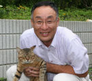 猫の手、借りてます