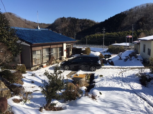 まだまだ雪景色