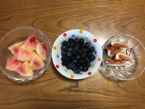 桃もブルーベリーもイチジクもみんな食べたい
