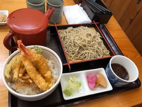 私の好きなミニ天丼付きそばセット