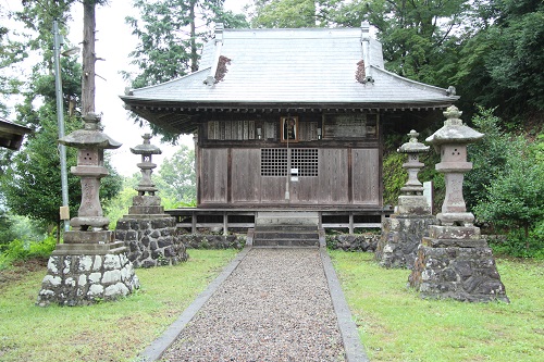 御嶽神社境内