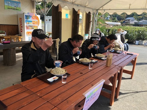 新そば早食い競争