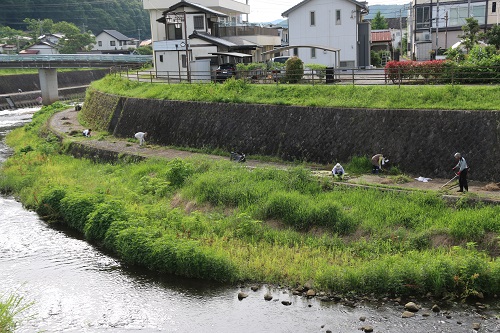 綺麗な川を維持するために