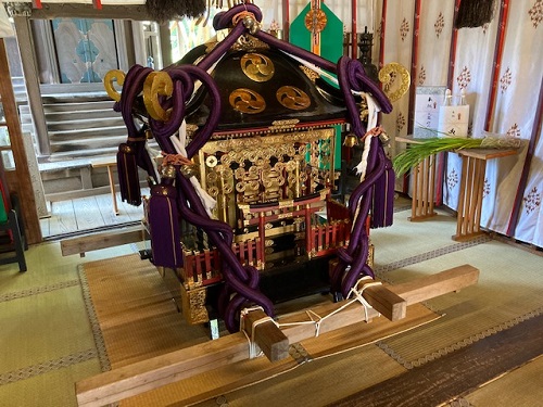 八雲神社の神輿