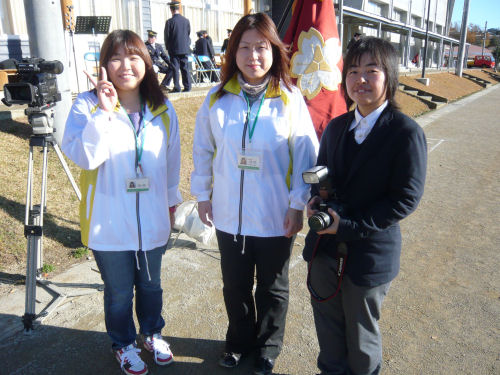 茂木のメディアを支える女性たち～左から深谷さん小崎さん小幡さん