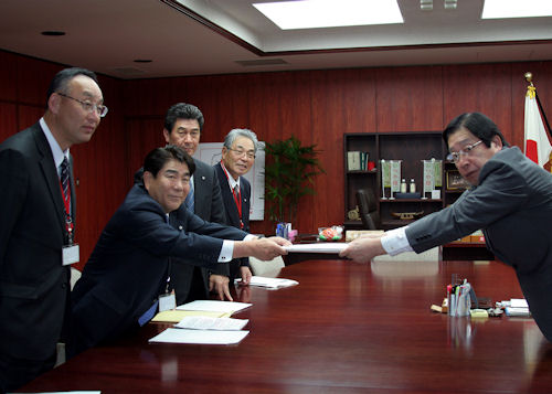 鹿野農林水産大臣に直訴してきました