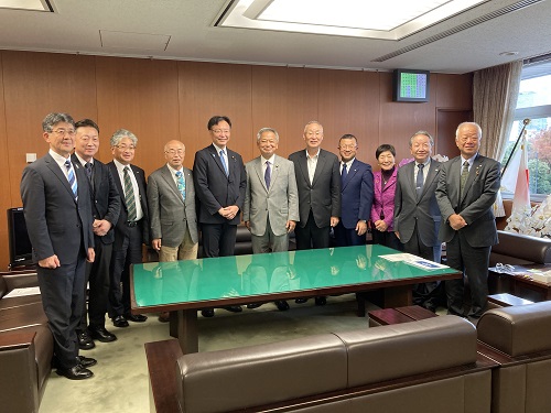 高橋克法国土交通副大臣を訪問
