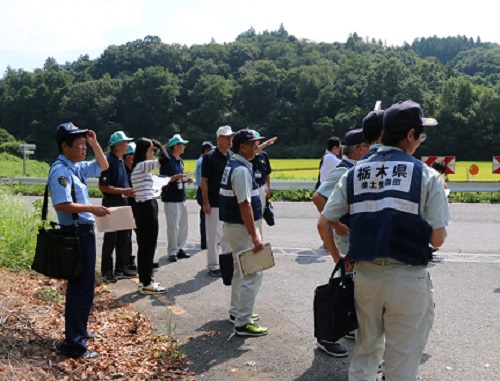 一般県道 飯茂木線(北高岡地内)を現場検証