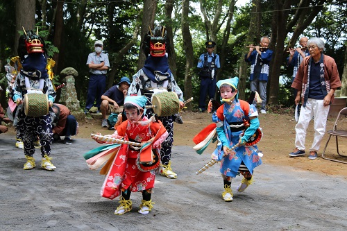 伝統のささら舞