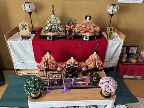 我が家のひな飾り