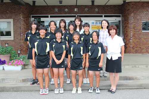 大健闘の茂木中学校テニス部