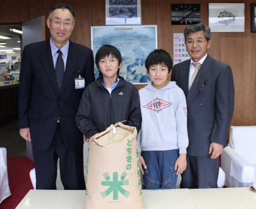 逆川小児童の愛情がたっぷり♪