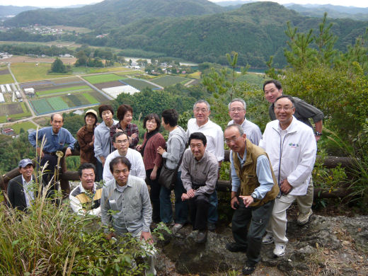 往年の仲間たちと鎌倉山へ