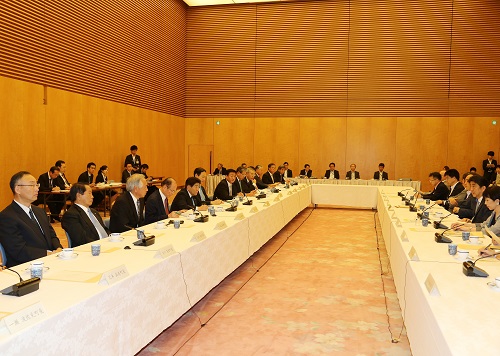 全国町村会からは総勢１２名の正副会長が出席