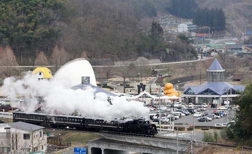 「道の駅もてぎ」にぜひお越しください！